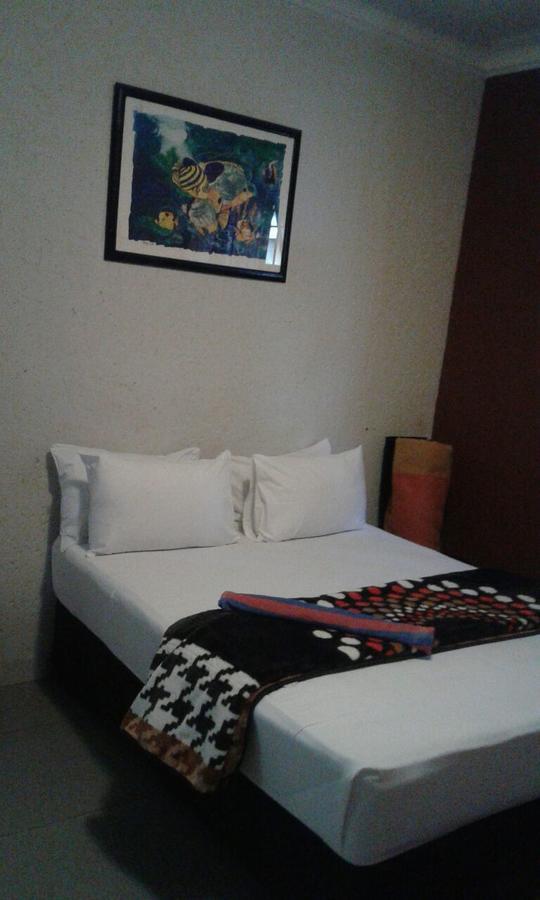 Royal Crown Guesthouse Γιοχάνεσμπουργκ Εξωτερικό φωτογραφία